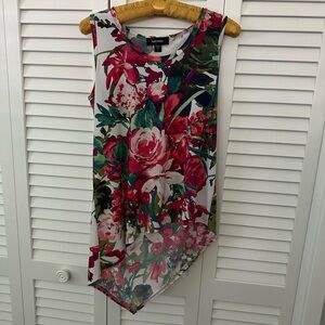 Like New! Floral Sleeveless Top